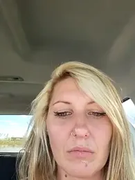 SheIsSomething stripchat stream image