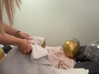 luvlivvyy chaturbate stream image