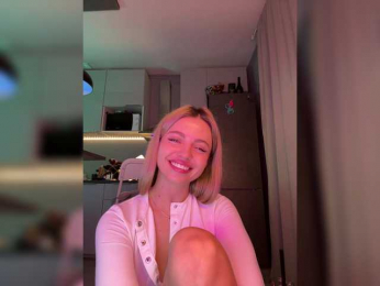 Nataliecroys bongacams stream image