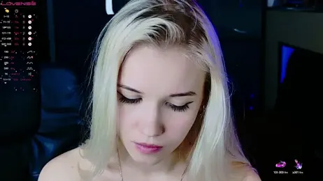 ShhhO_O stripchat stream image