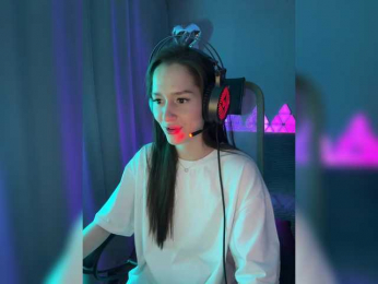 whiteTEA bongacams stream image