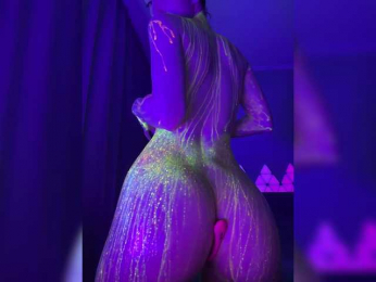 whiteTEA bongacams stream image