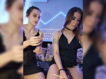 2Laski2 bongacams stream image