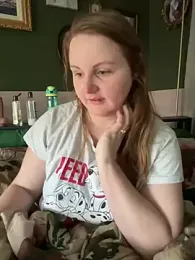 GingerSnap33 stripchat stream image