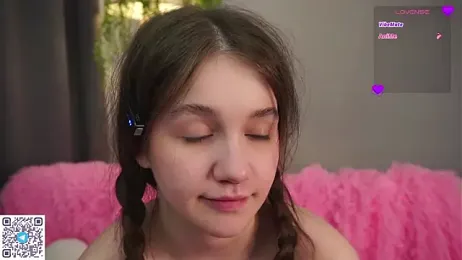 AmiLewis stripchat stream image