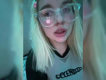 Molly-and-Ewa bongacams stream image