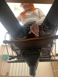 babydolll stripchat stream image