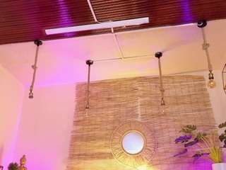 lady-brownn camsoda stream image