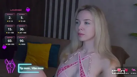 Holl1Would stripchat stream image