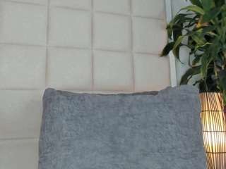 zhuyhong camsoda stream image