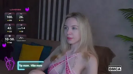 Holl1Would stripchat stream image