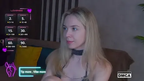 Holl1Would stripchat stream image