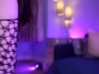 littlee33 chaturbate stream image