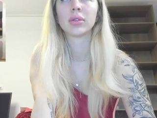 megan-ros camsoda stream image