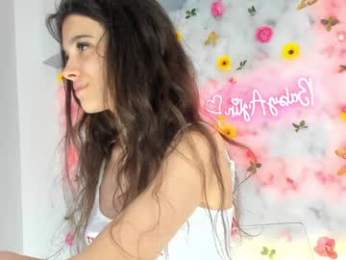 babyaylin chaturbate stream image