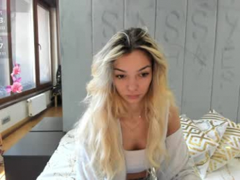 sassyt33n chaturbate stream image