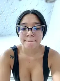 -VICKKY stripchat stream image