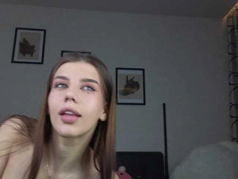 dolly-ll bongacams stream image