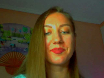 Lolakisss bongacams stream image