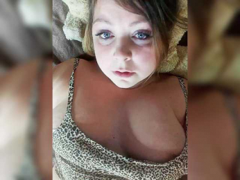 FLUFFY_BEAUTY bongacams stream image