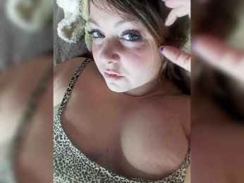 FLUFFY_BEAUTY bongacams stream image