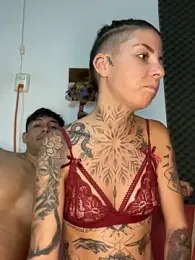 Izy_cute_ stripchat stream image