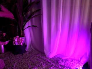 Esme Luv flirt4free stream image