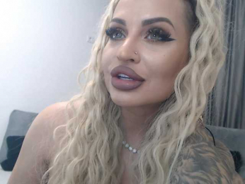 lovelyblondyx bongacams stream image