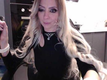 blondalina bongacams stream image