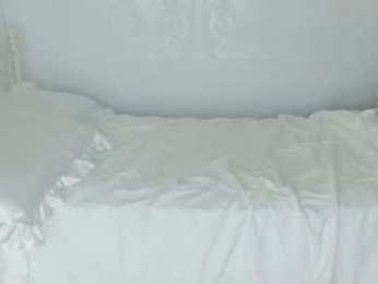 littlegreekflower chaturbate stream image