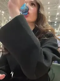 shy_priincess stripchat stream image