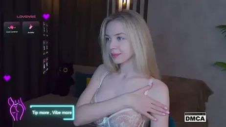 Holl1Would stripchat stream image