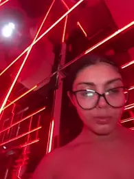 zui_lu stripchat stream image