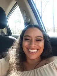 cinnaminnie stripchat stream image