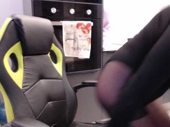 blondalina bongacams stream image