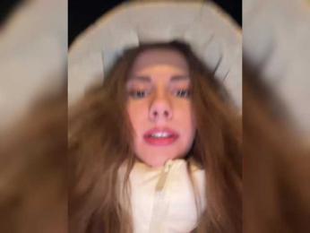VikkiExtraCheese bongacams stream image, 23.03.2025 19:30