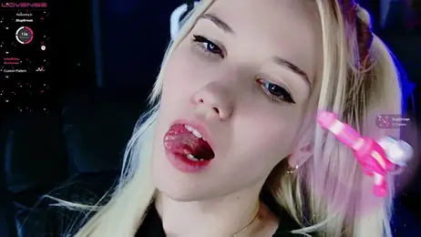 ShhhO_O stripchat stream image