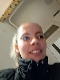 allinqueen stripchat stream image