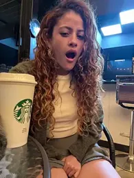 alana15 stripchat stream image