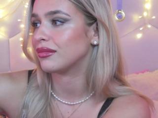 Maci Reynolds flirt4free stream image