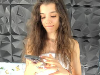 babyaylin chaturbate stream image