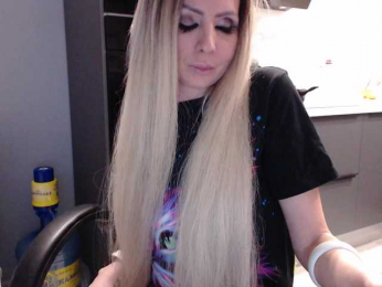 blondalina bongacams stream image
