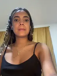 NAUGHTY_LITTLE_18 stripchat stream image