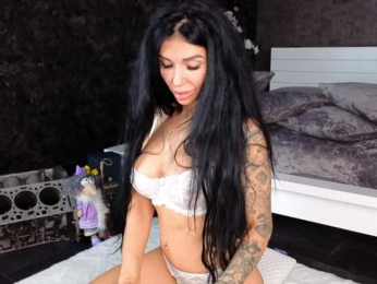 -BABAYAGA- bongacams stream image