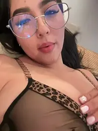 Sofia_Collins- stripchat stream image