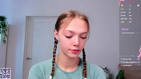 Sweet_Piece stripchat stream image