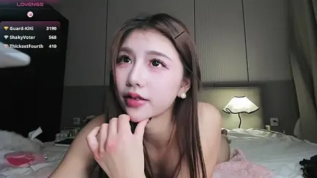 Kiki--2025 stripchat stream image