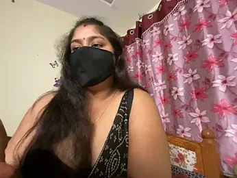 LouleyRanii stripchat stream image