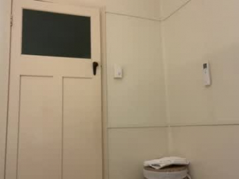 cuddlymoana chaturbate stream image