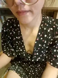 HinaLovely stripchat stream image